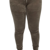 LIGHTBROWN